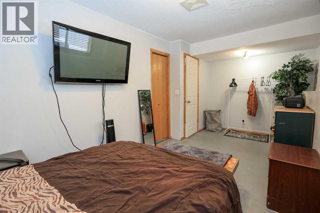 77 Duval Crescent, Red Deer, Alberta  T4R 2Y7 - Photo 39 - A2304752