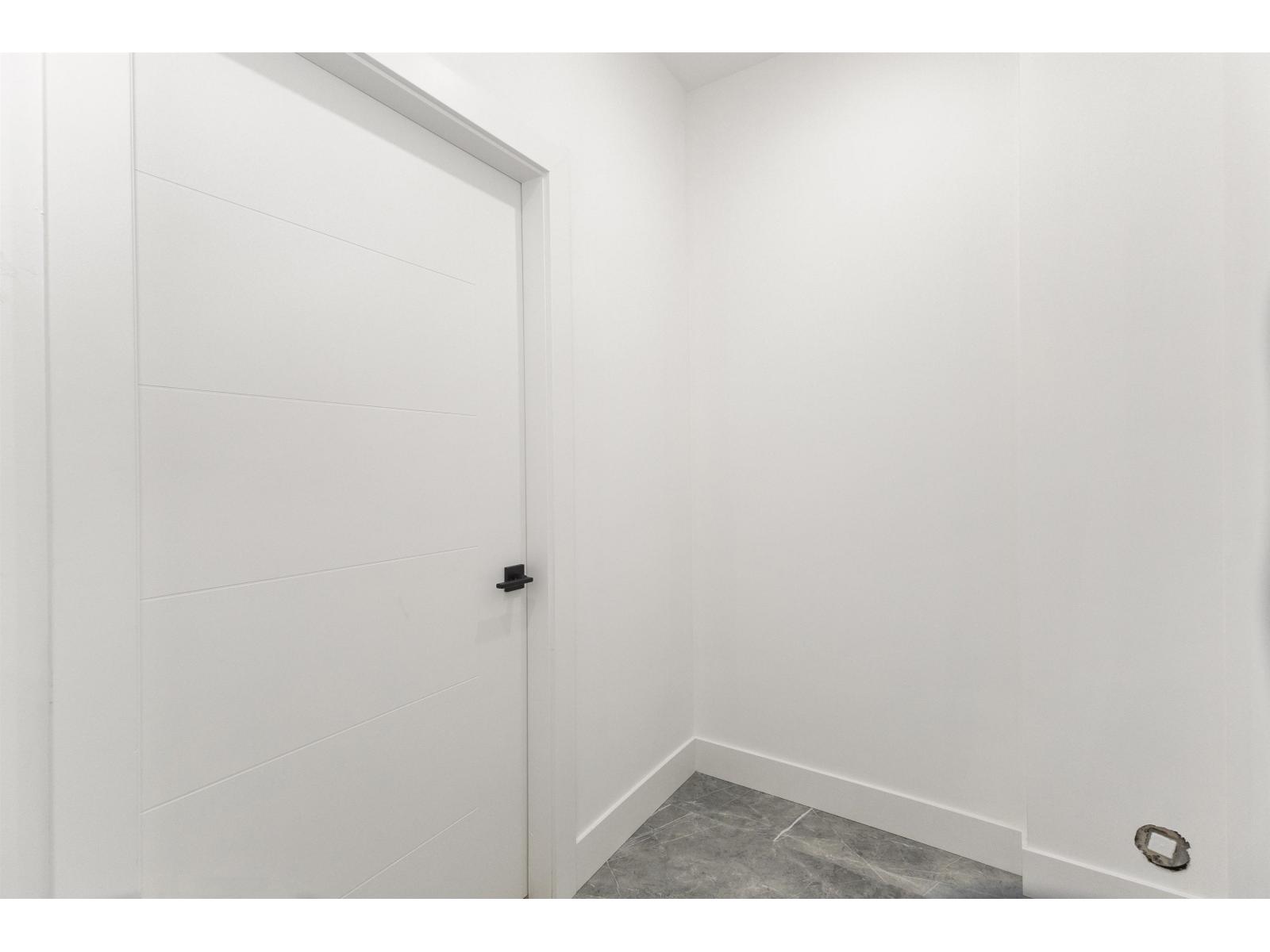 32513 Higginbottom Court, Mission, British Columbia  V2V 2T7 - Photo 27 - R3126920