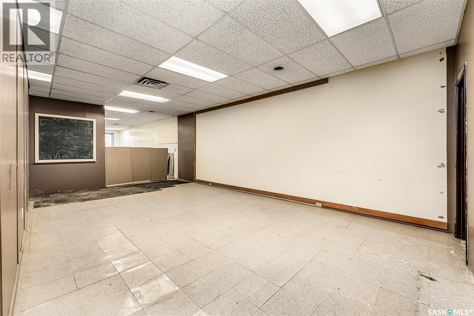 130 Main Street N, Moose Jaw, Saskatchewan  S6H 3J7 - Photo 28 - SK009527