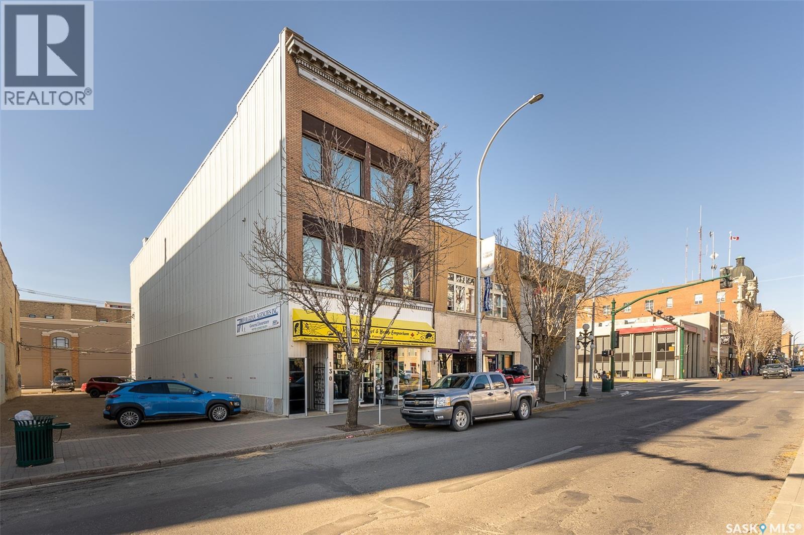130 Main Street N, Moose Jaw, Saskatchewan  S6H 3J7 - Photo 2 - SK009527