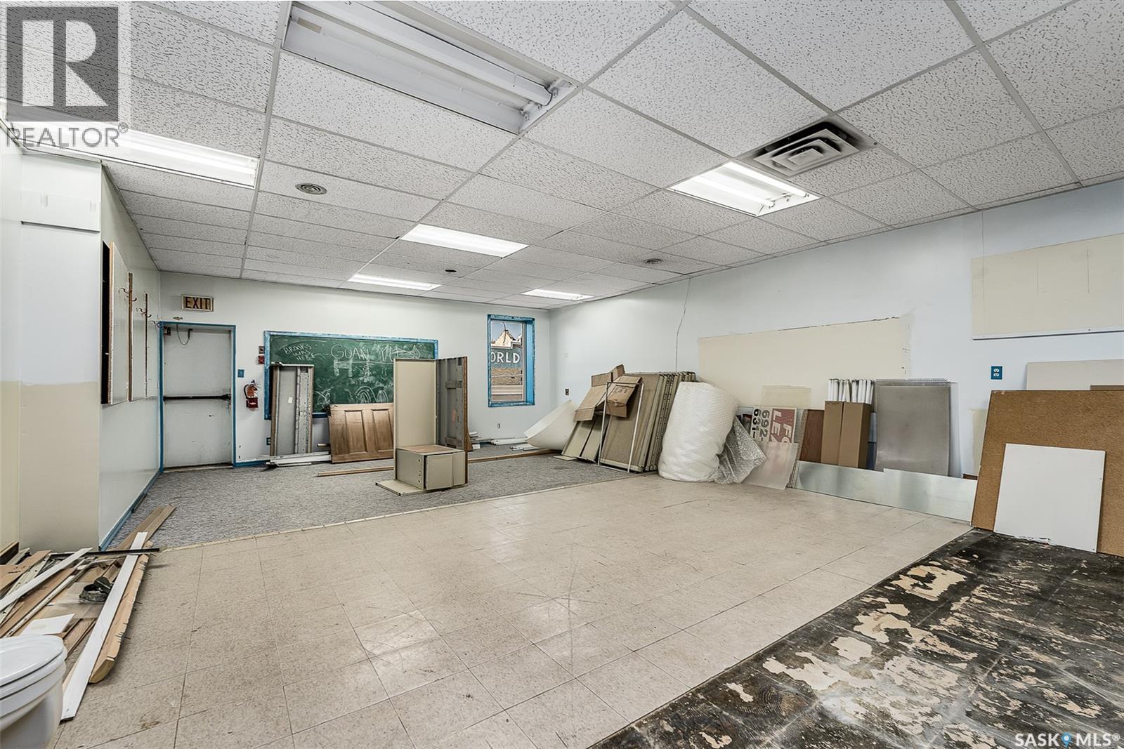 130 Main Street N, Moose Jaw, Saskatchewan  S6H 3J7 - Photo 24 - SK009527