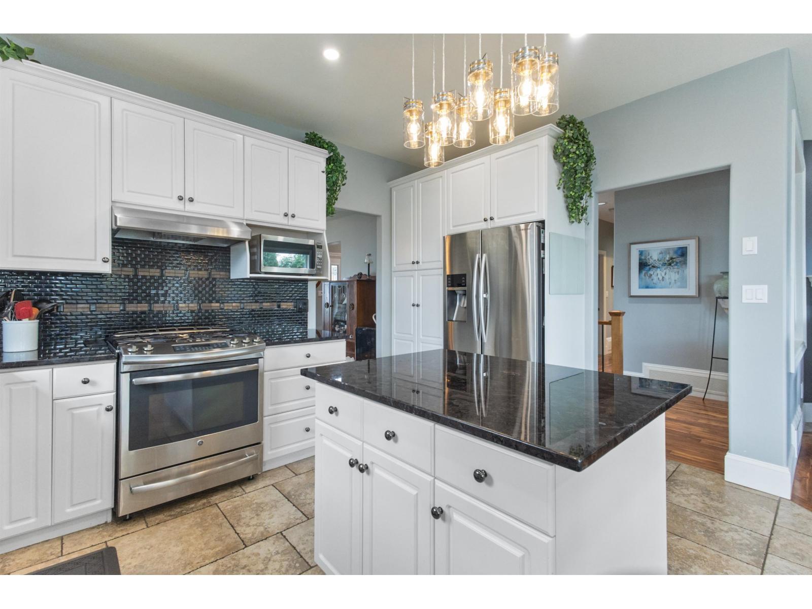 3855 Latimer Street, Abbotsford, British Columbia  V2S 7K6 - Photo 10 - R3128456