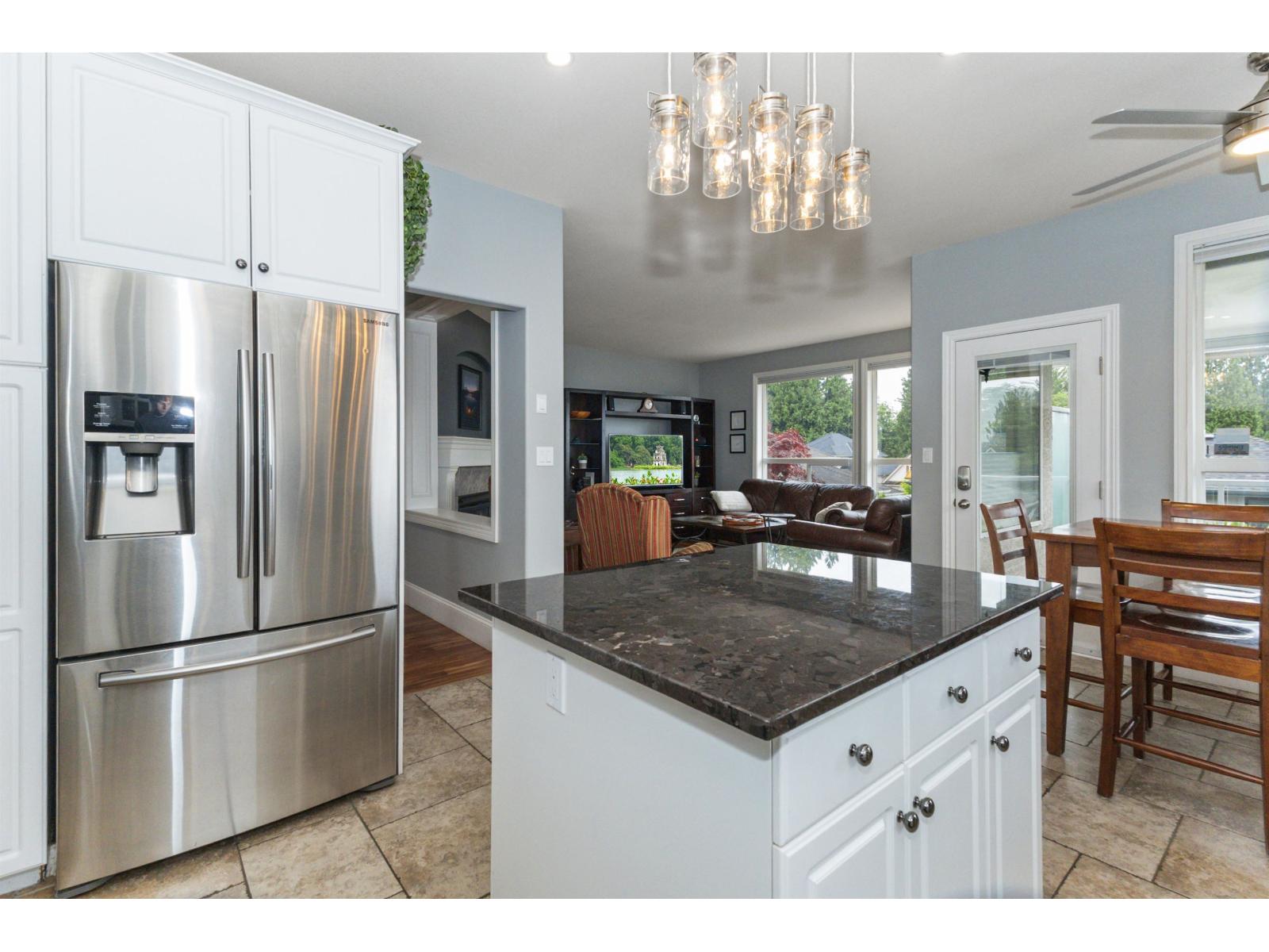 3855 Latimer Street, Abbotsford, British Columbia  V2S 7K6 - Photo 11 - R3128456