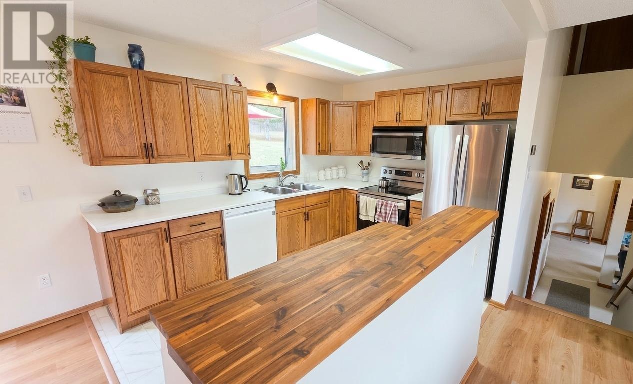 227 Transmitter Rd, Kenora, Ontario  P9N 0G9 - Photo 4 - TB2600969