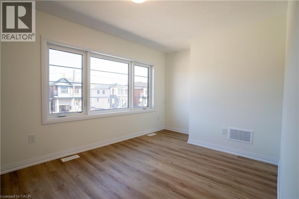 Adeline Crescent, Breslau, Ontario  N0B 1M0 - Photo 18 - 40834233