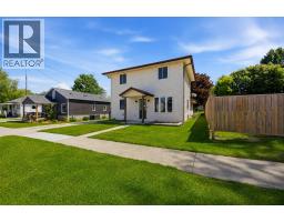 502 Plympton STREET, Plympton-Wyoming, Ontario