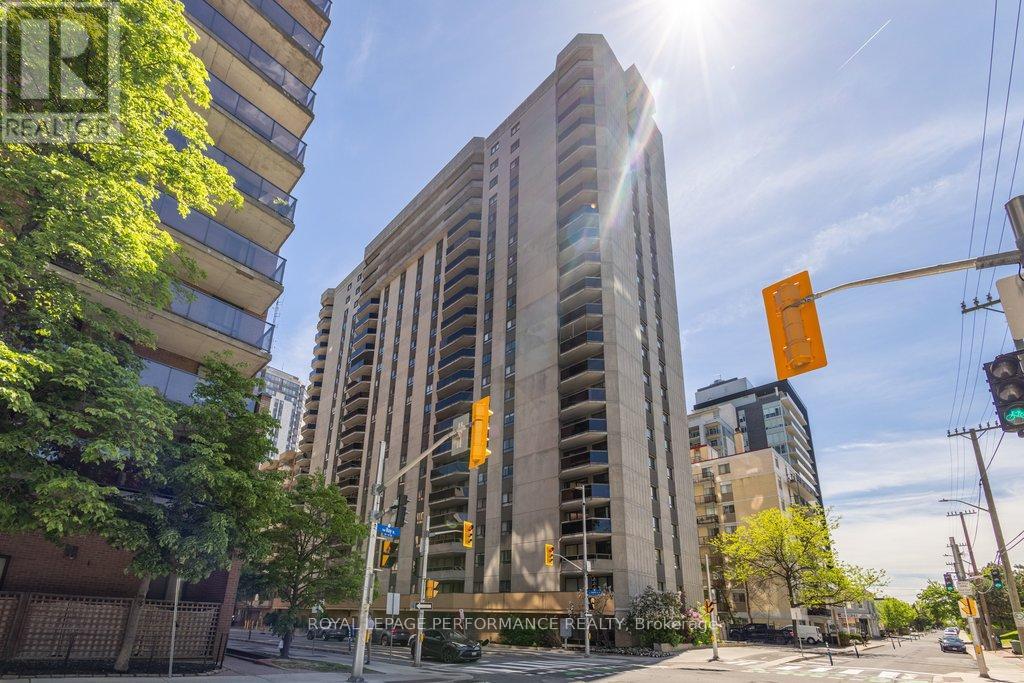 1705 - 470 LAURIER AVENUE W, Ottawa, Ontario