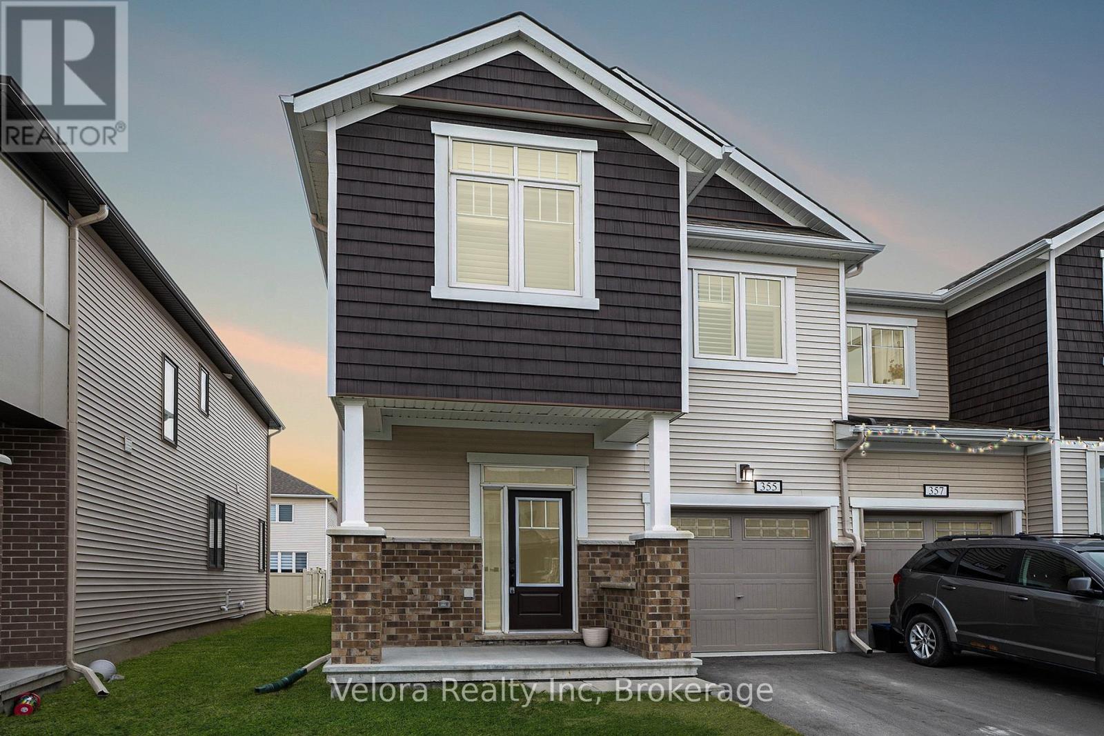 355 Crossway Terrace, Ottawa, Ontario  K2S 2Z3 - Photo 3 - X13214738