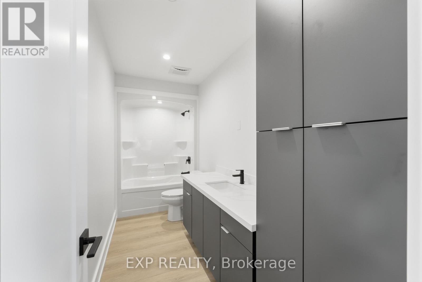 Lower - 3603 Gunning Drive, Niagara Falls, Ontario  L2G 6L3 - Photo 10 - X13214734