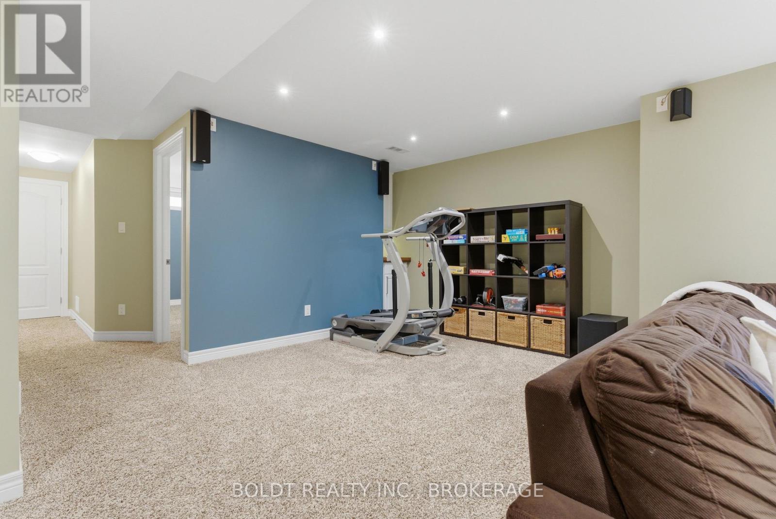 6577 St. Michael Avenue, Niagara Falls, Ontario  L2H 0C6 - Photo 32 - X13214770