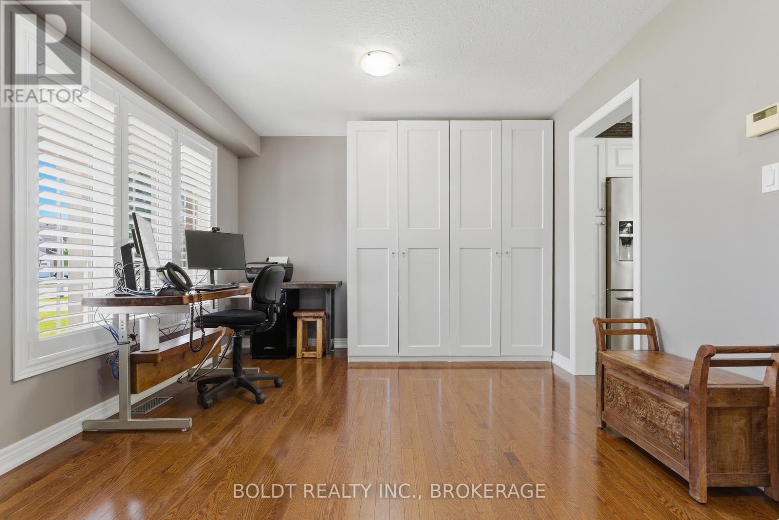 6577 St. Michael Avenue, Niagara Falls, Ontario  L2H 0C6 - Photo 6 - X13214770