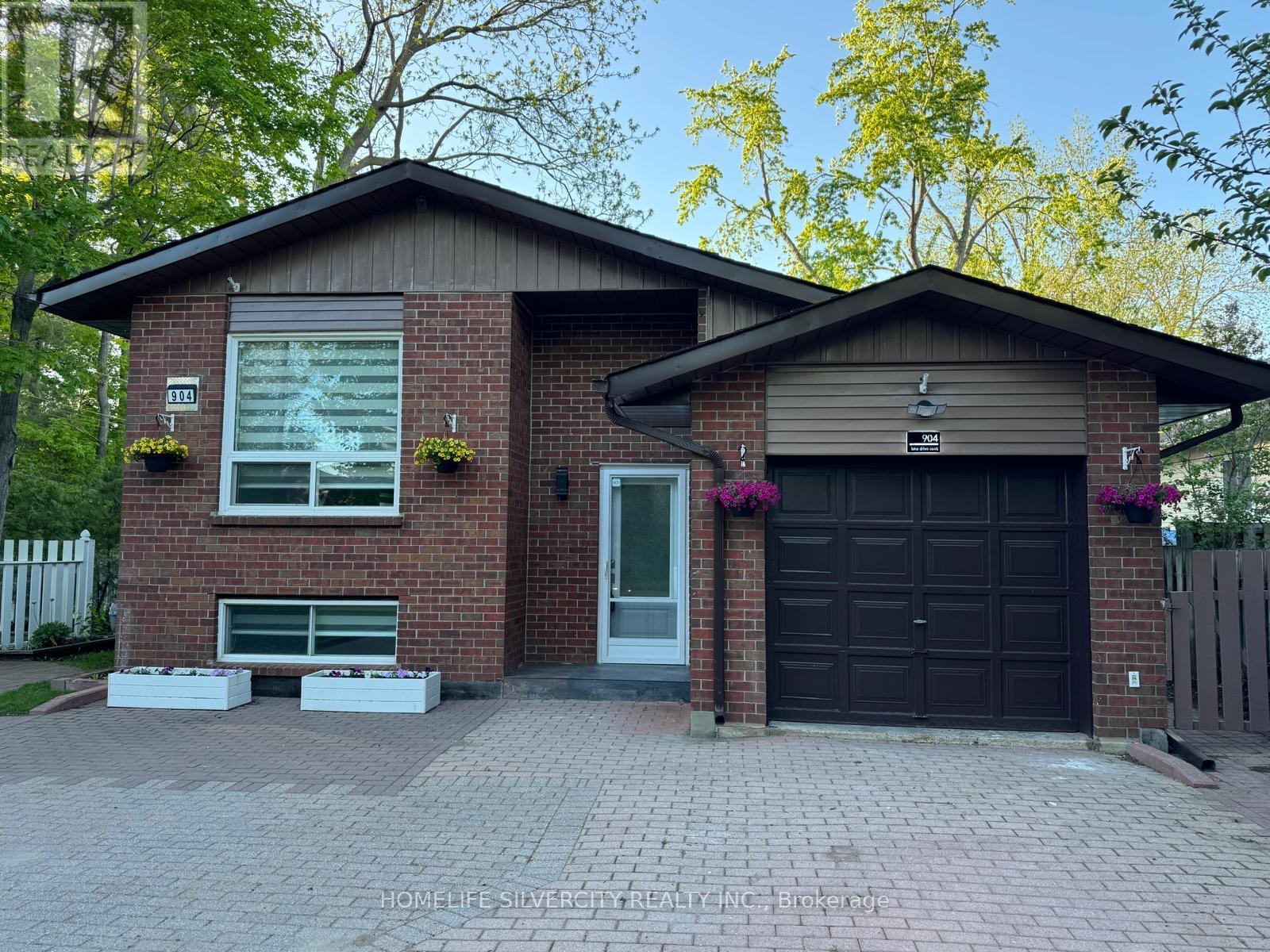 904 Lake Drive E, Georgina, Ontario  L0E 1L0 - Photo 2 - N13104550