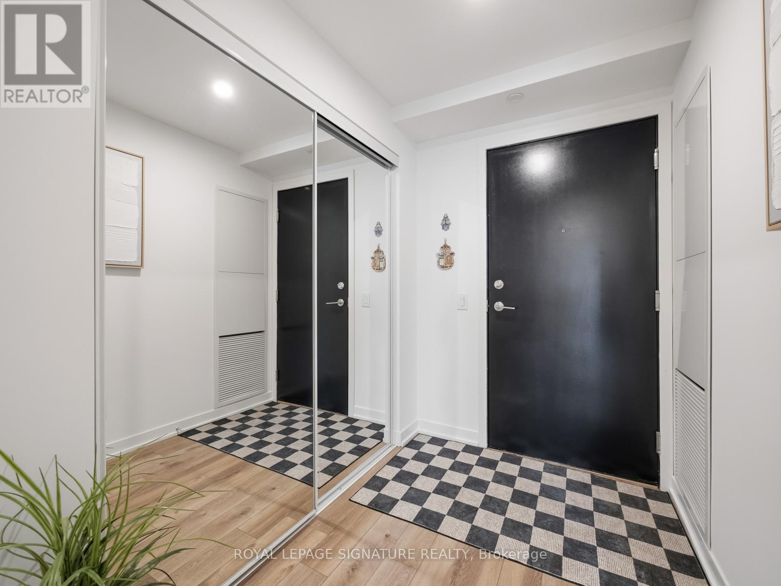 403 - 1808 St Clair Avenue, Toronto, Ontario  M6N 0C1 - Photo 9 - W12901662