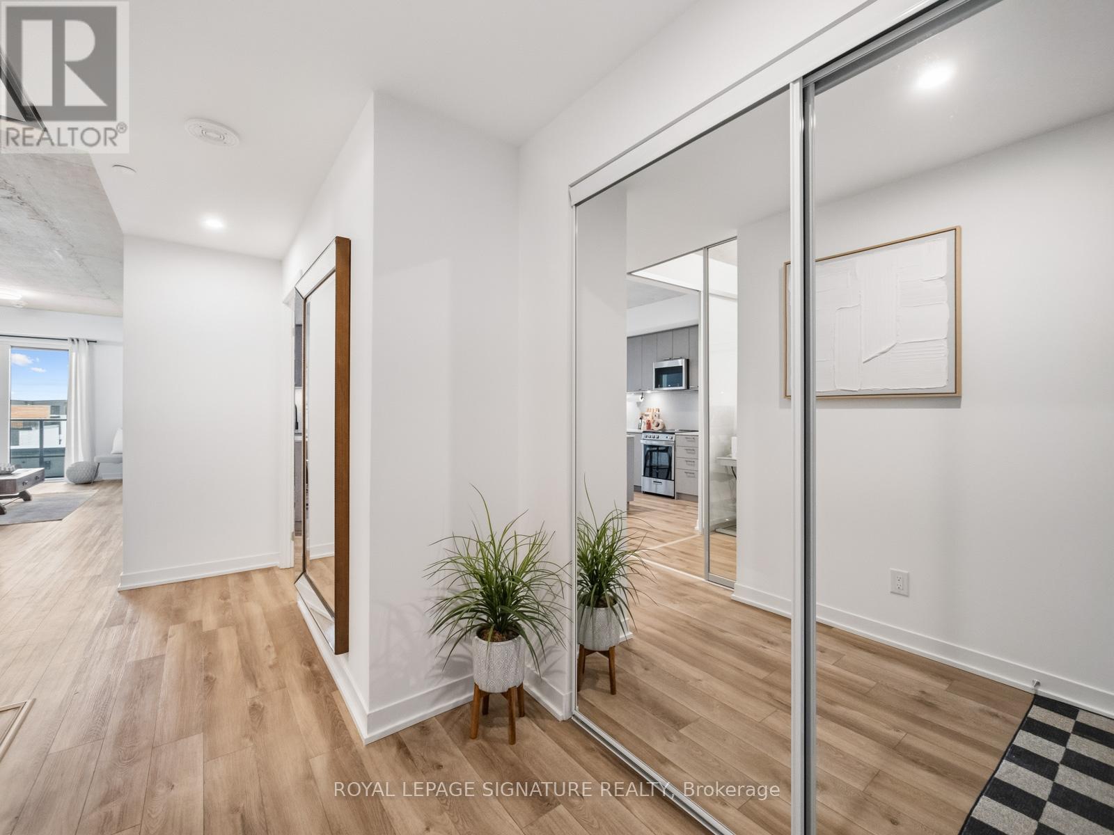 403 - 1808 St Clair Avenue, Toronto, Ontario  M6N 0C1 - Photo 11 - W12901662