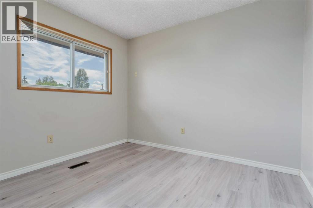 4417a 47a Avenue, Sylvan Lake, Alberta  T4S 1N4 - Photo 20 - A2314651