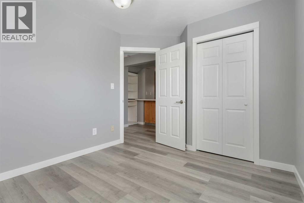 4417a 47a Avenue, Sylvan Lake, Alberta  T4S 1N4 - Photo 38 - A2314651