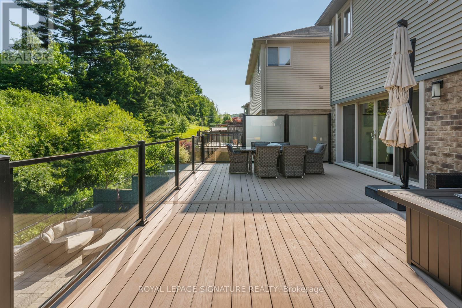 704 Robert Ferrie Drive, Kitchener, Ontario  N2R 0B2 - Photo 19 - X13019334
