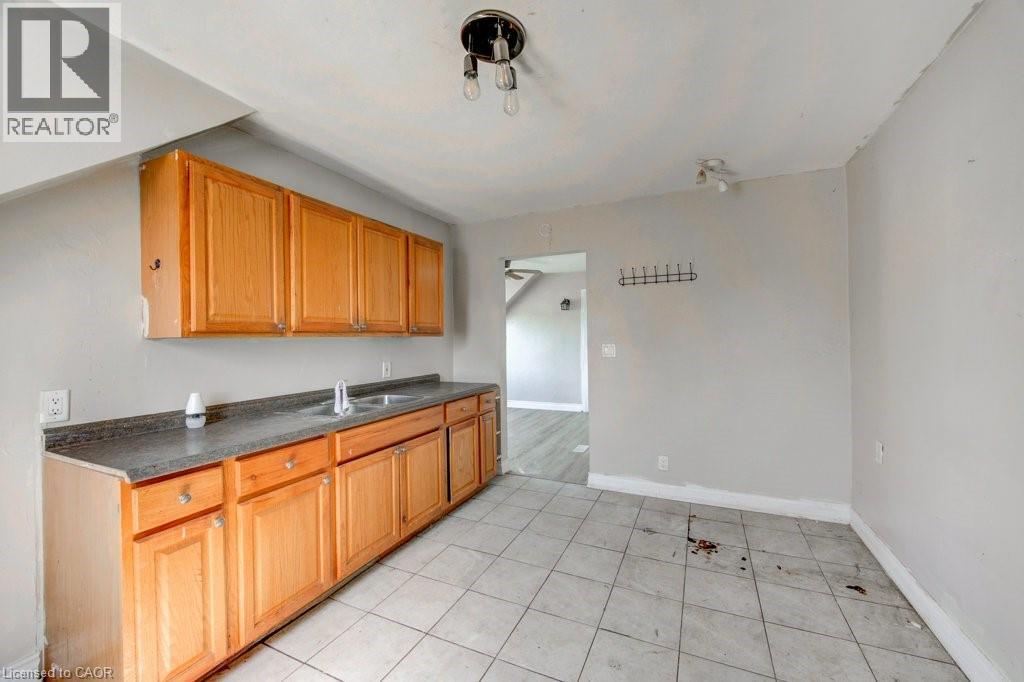 381 Pierre Avenue, Windsor, Ontario  N9A 2J7 - Photo 34 - 40833905