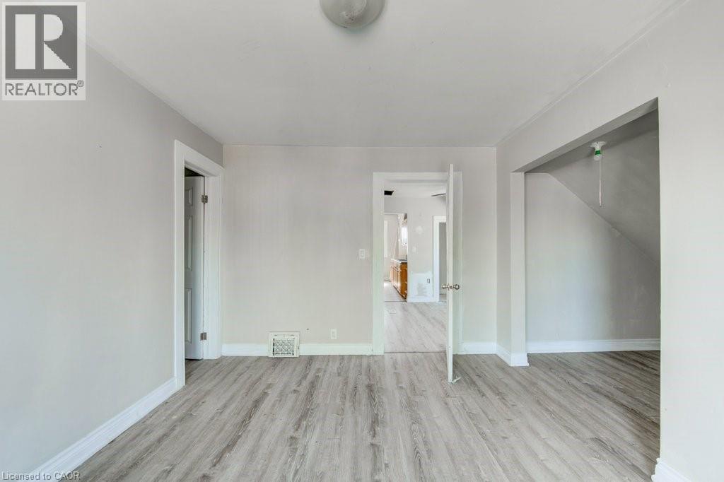 381 Pierre Avenue, Windsor, Ontario  N9A 2J7 - Photo 46 - 40833905