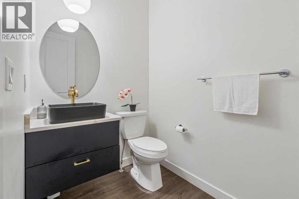 1228 Bayside Drive Sw, Airdrie, Alberta  T4B 5E8 - Photo 18 - A2313446