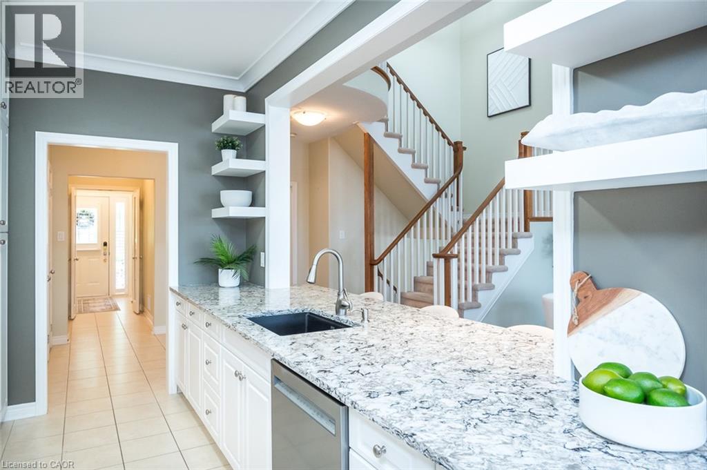 6293 Pinestone Road, Niagara Falls, Ontario  L2J 4L1 - Photo 9 - 40834750