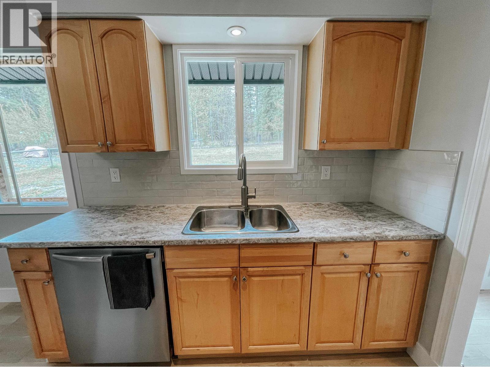 6062 Norman Road, Horse Lake, British Columbia  V0K 2E3 - Photo 13 - R3129660