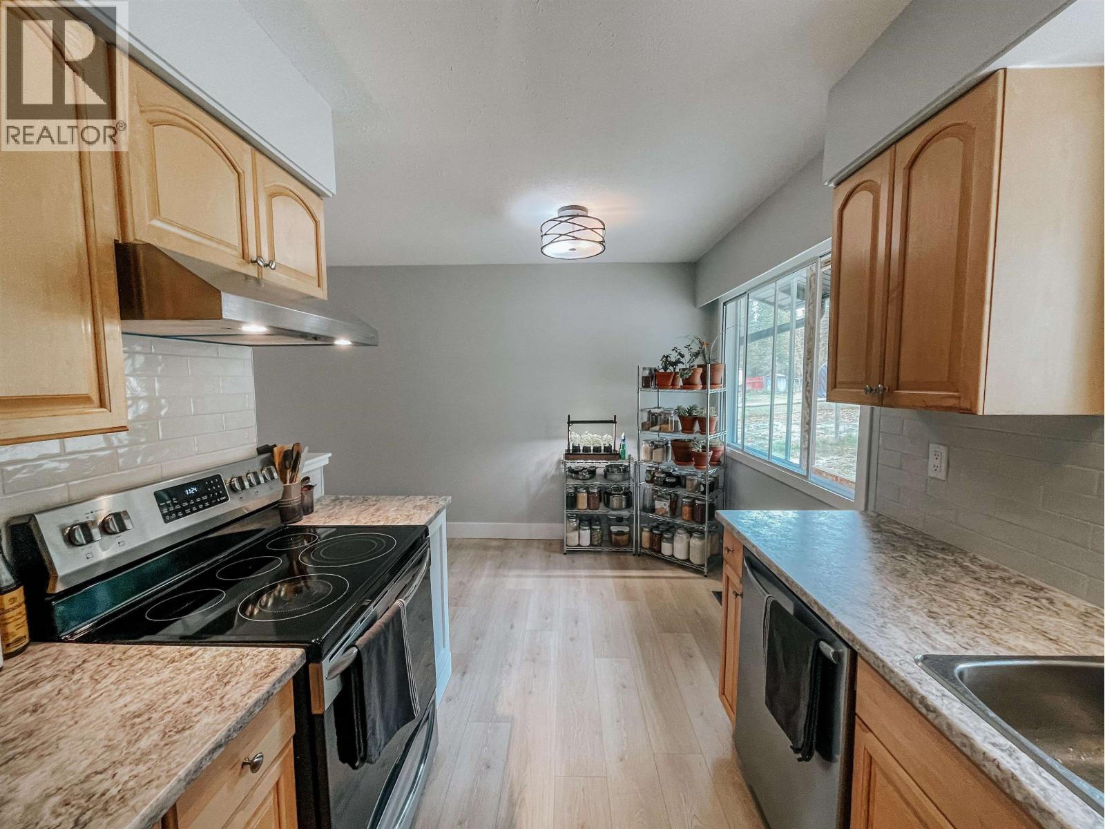 6062 Norman Road, Horse Lake, British Columbia  V0K 2E3 - Photo 14 - R3129660