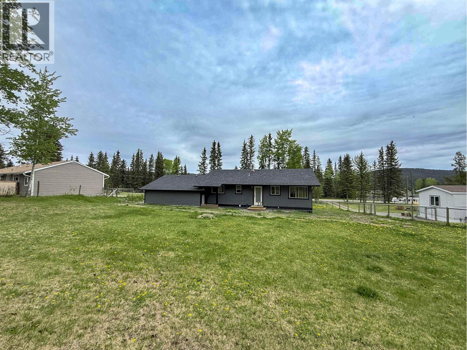 6062 Norman Road, Horse Lake, British Columbia  V0K 2E3 - Photo 33 - R3129660