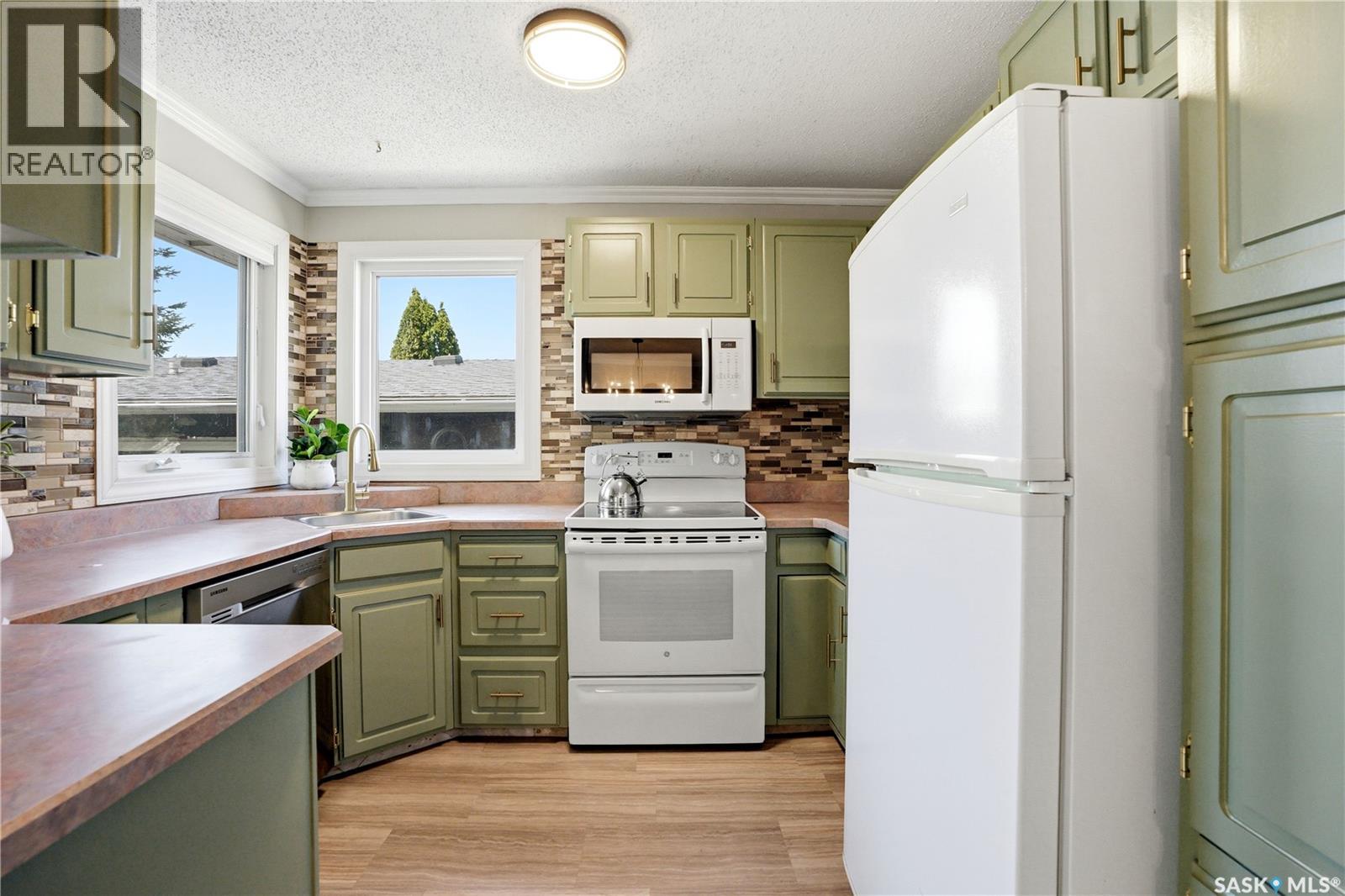 118 Laurentian Drive, Saskatoon, Saskatchewan  S7H 4M2 - Photo 10 - SK037569
