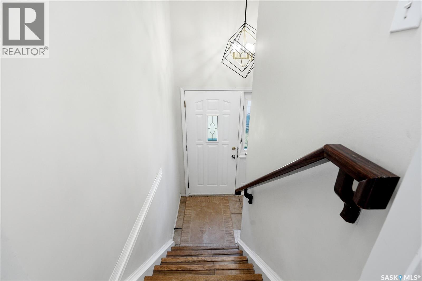 118 Laurentian Drive, Saskatoon, Saskatchewan  S7H 4M2 - Photo 23 - SK037569