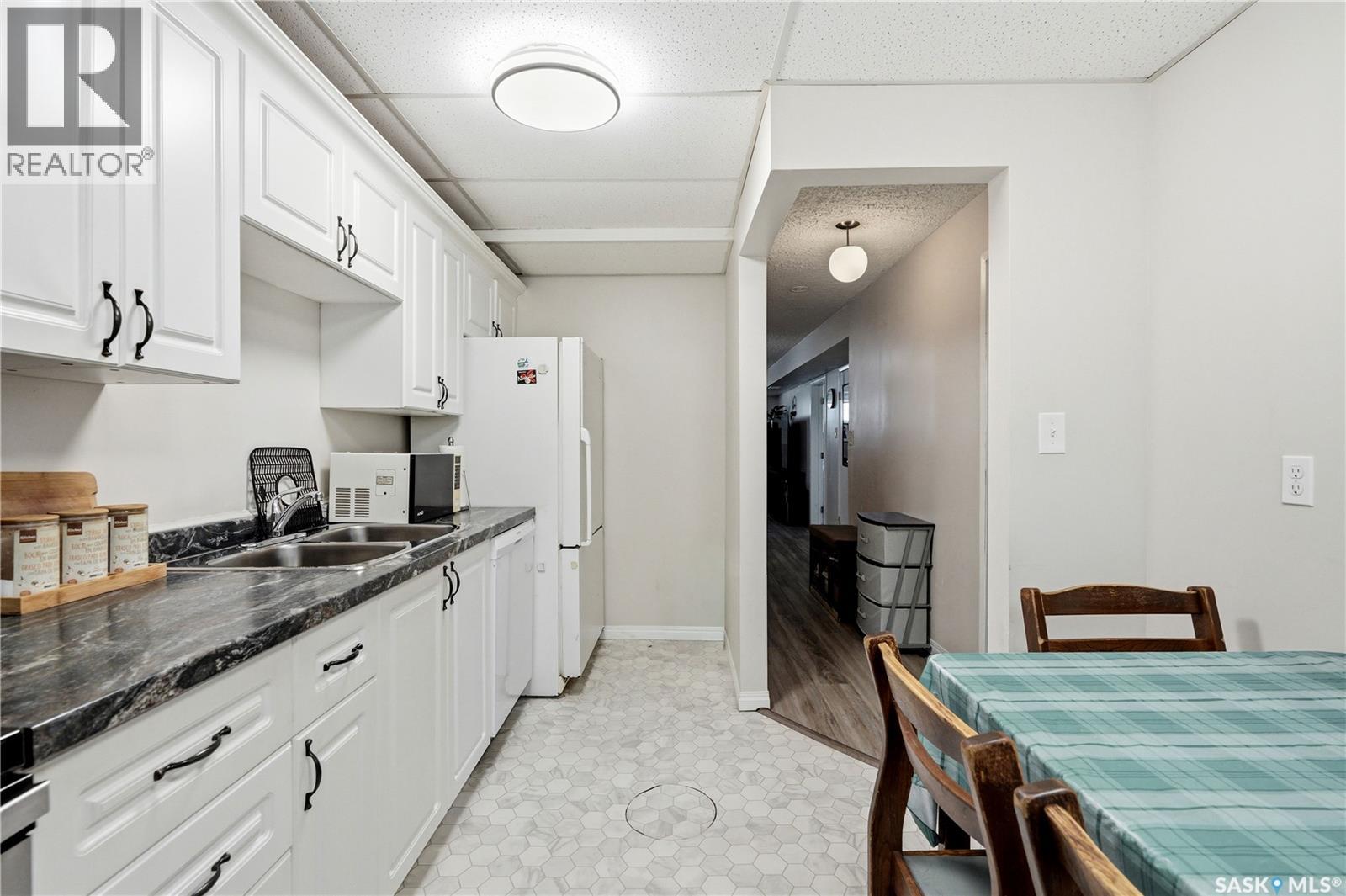 118 Laurentian Drive, Saskatoon, Saskatchewan  S7H 4M2 - Photo 32 - SK037569