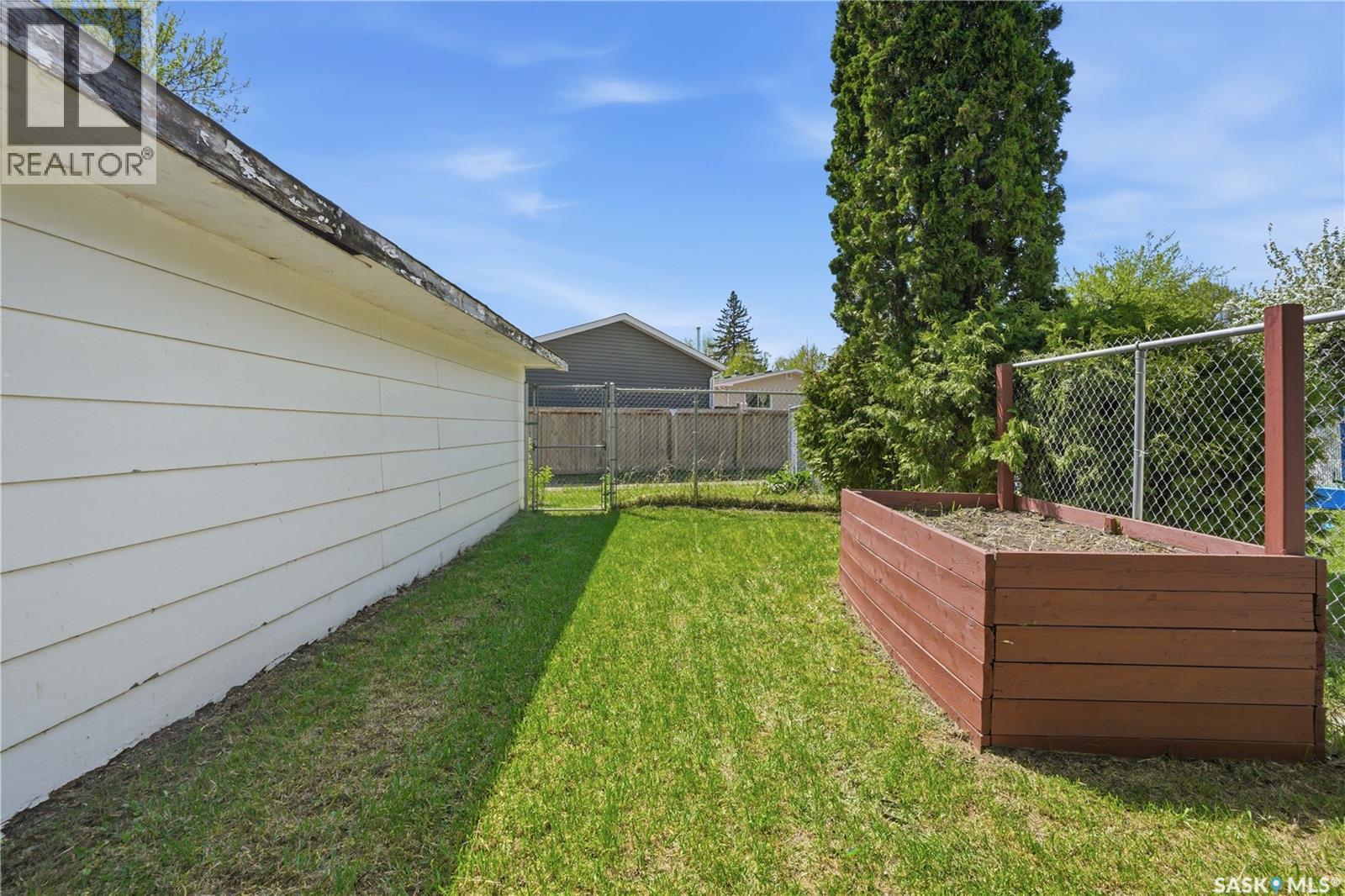 118 Laurentian Drive, Saskatoon, Saskatchewan  S7H 4M2 - Photo 42 - SK037569
