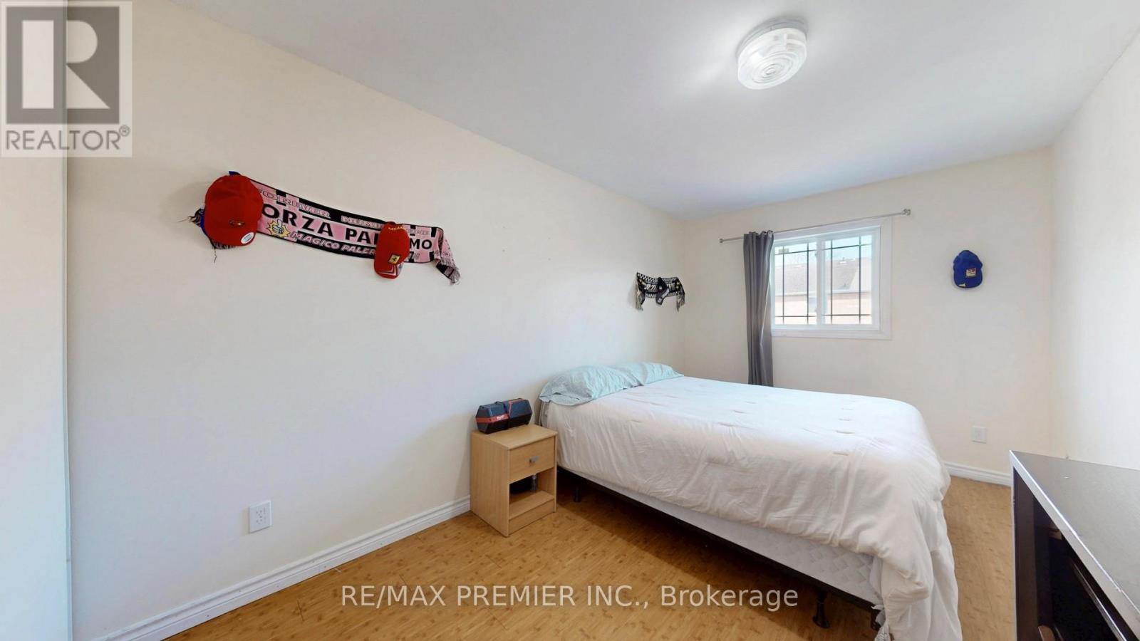 32 Weekes Drive, Ajax, Ontario  L1T 3T2 - Photo 27 - E13034702