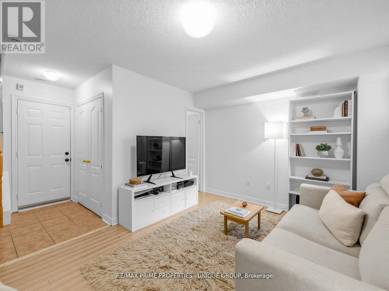 19 James Stock Path, Toronto, Ontario  M8Z 6C6 - Photo 6 - W13213740