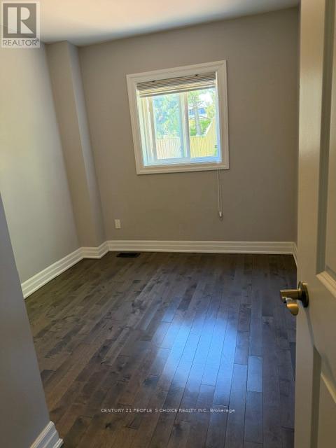 2951 Salerno Crescent, Mississauga, Ontario  L5N 1T3 - Photo 10 - W13213610