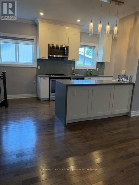 2951 Salerno Crescent, Mississauga, Ontario  L5N 1T3 - Photo 5 - W13213610