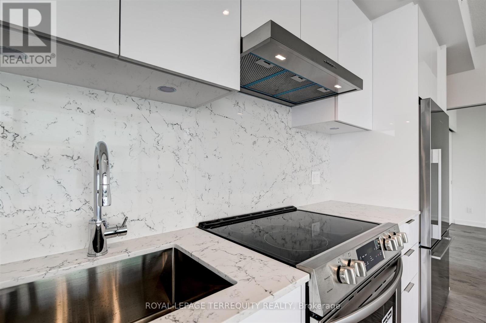 2911 - 25 Richmond Street E, Toronto, Ontario  M5C 0A6 - Photo 9 - C13214576