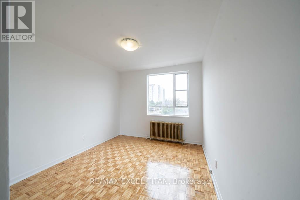 111 - 2895 Bathurst Street, Toronto, Ontario  M6H 3A8 - Photo 5 - C13214668