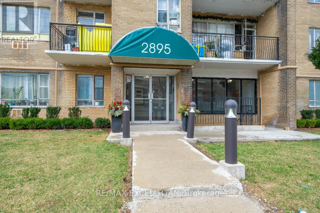 111 - 2895 Bathurst Street, Toronto, Ontario  M6H 3A8 - Photo 8 - C13214668