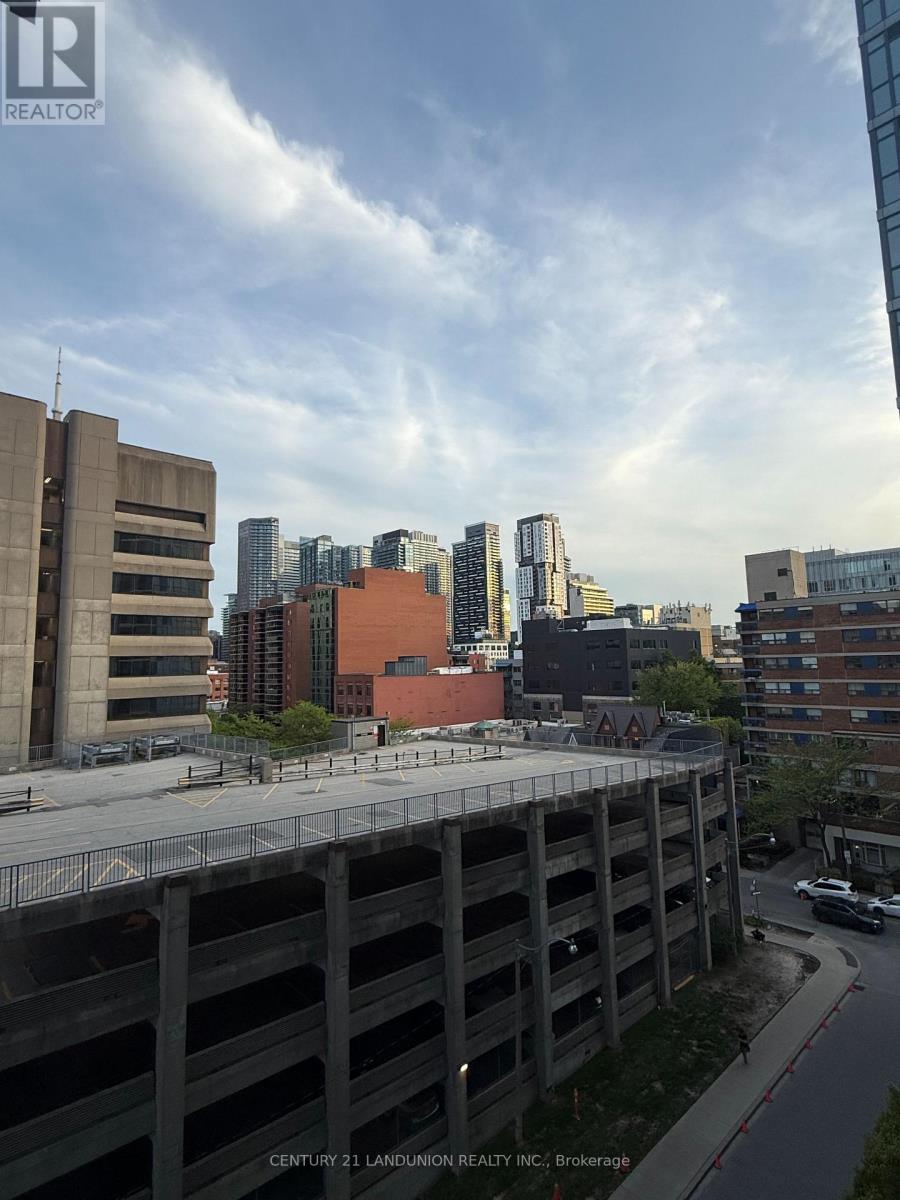 712 - 210 Simcoe Street, Toronto, Ontario  M5T 2W7 - Photo 7 - C13214790