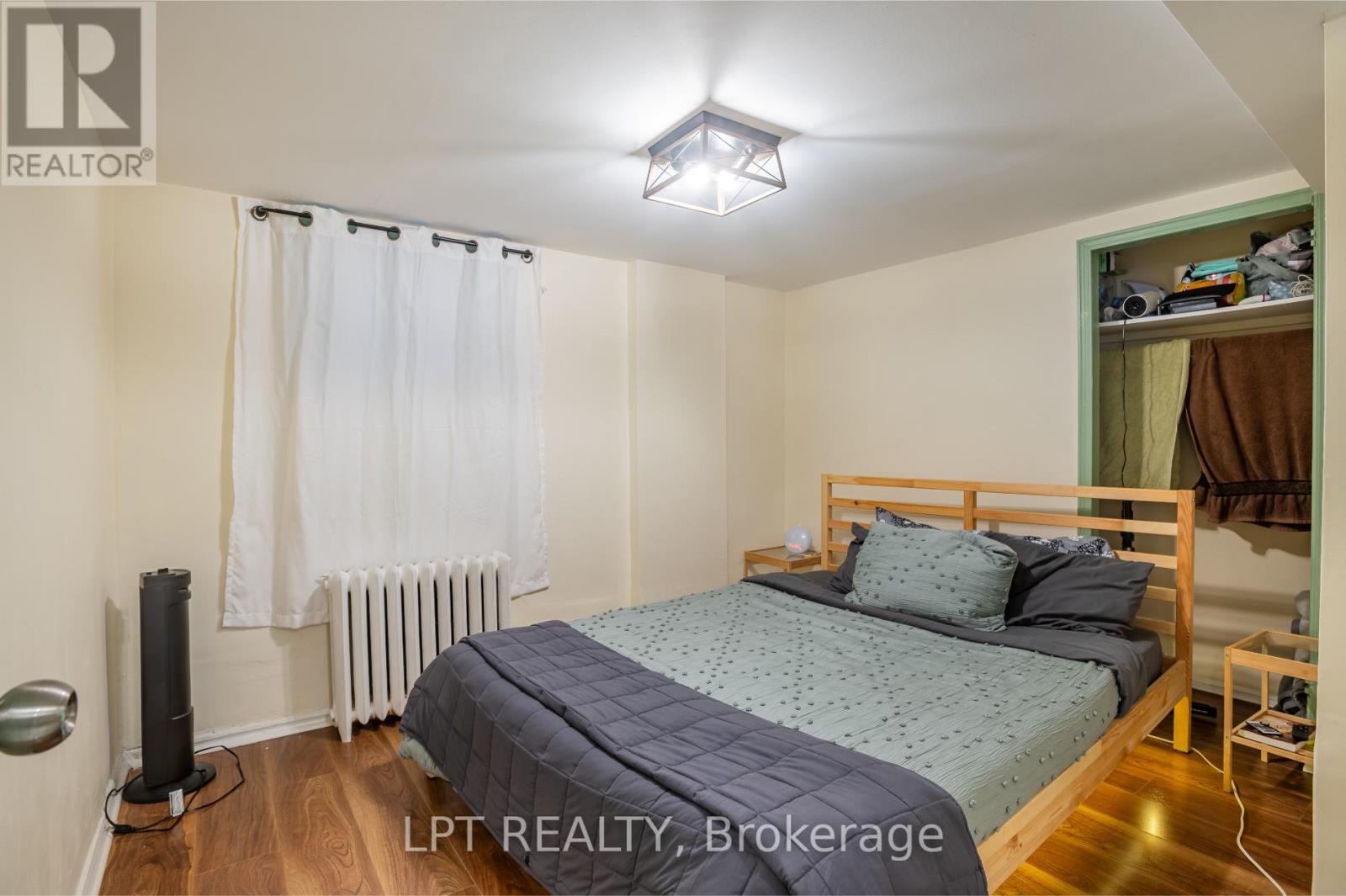 541 Vaughan Road, Toronto, Ontario  M6C 2R2 - Photo 22 - C13214806