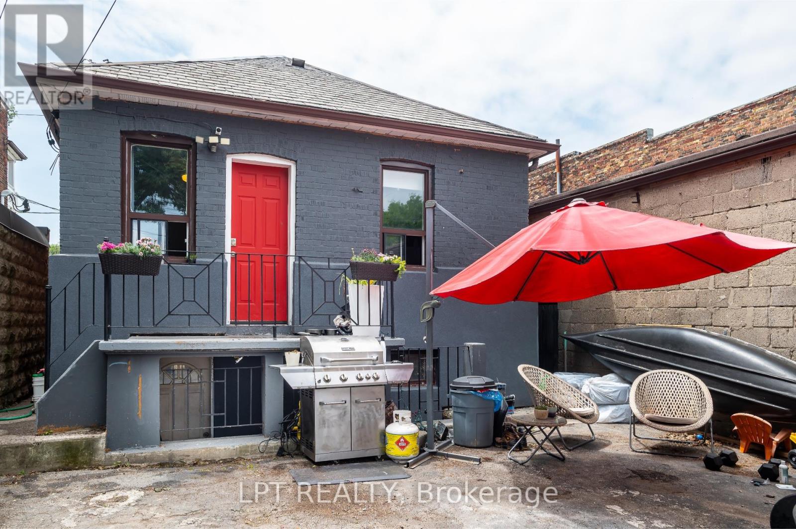 541 Vaughan Road, Toronto, Ontario  M6C 2R2 - Photo 25 - C13214806