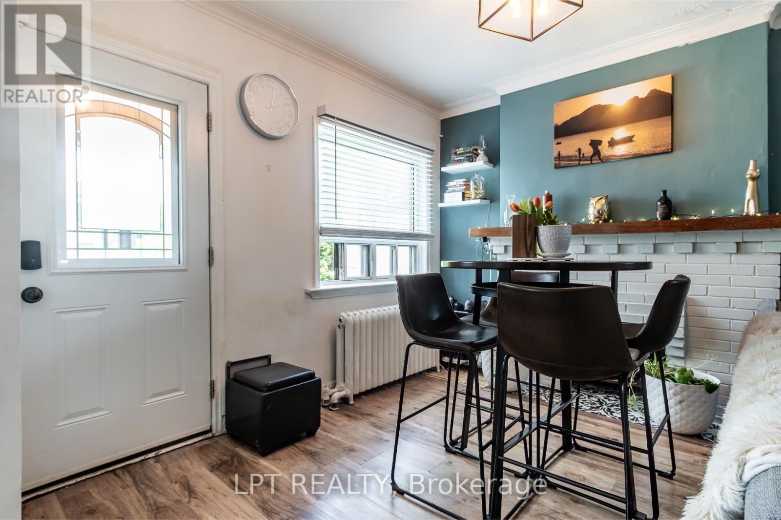 541 Vaughan Road, Toronto, Ontario  M6C 2R2 - Photo 5 - C13214806