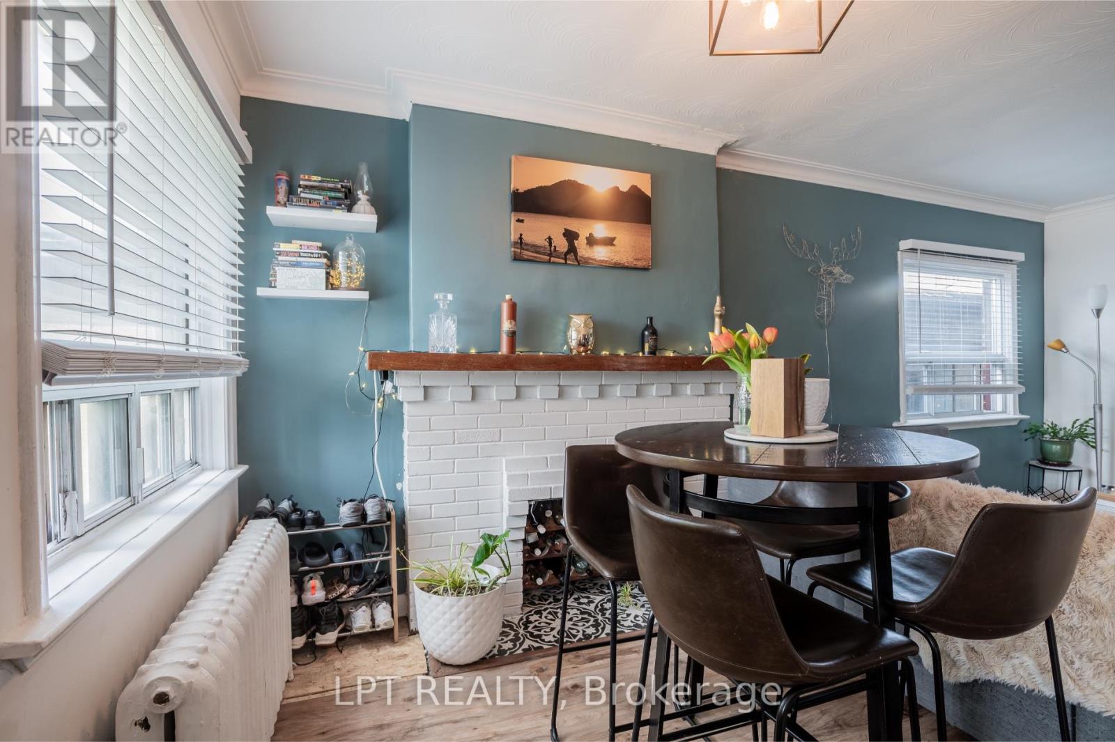 541 Vaughan Road, Toronto, Ontario  M6C 2R2 - Photo 6 - C13214806