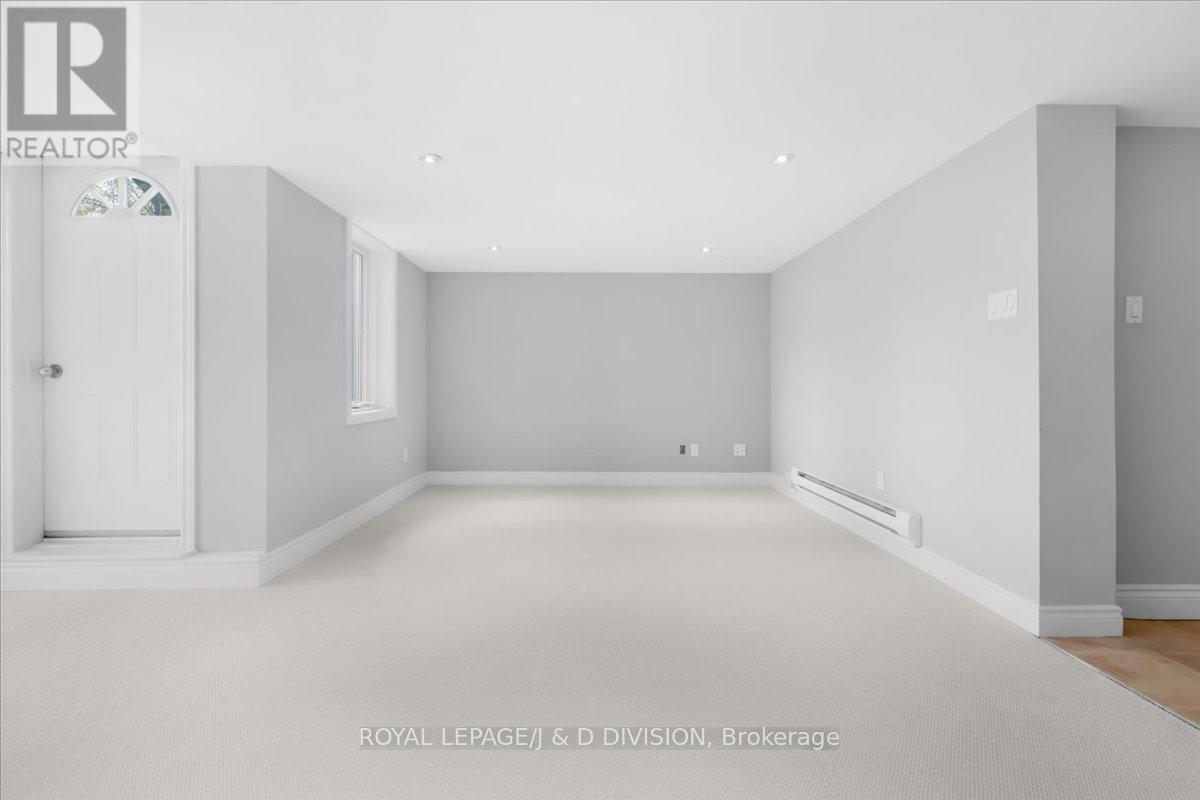 73 Astley Avenue, Toronto, Ontario  M4W 3B5 - Photo 30 - C13214876