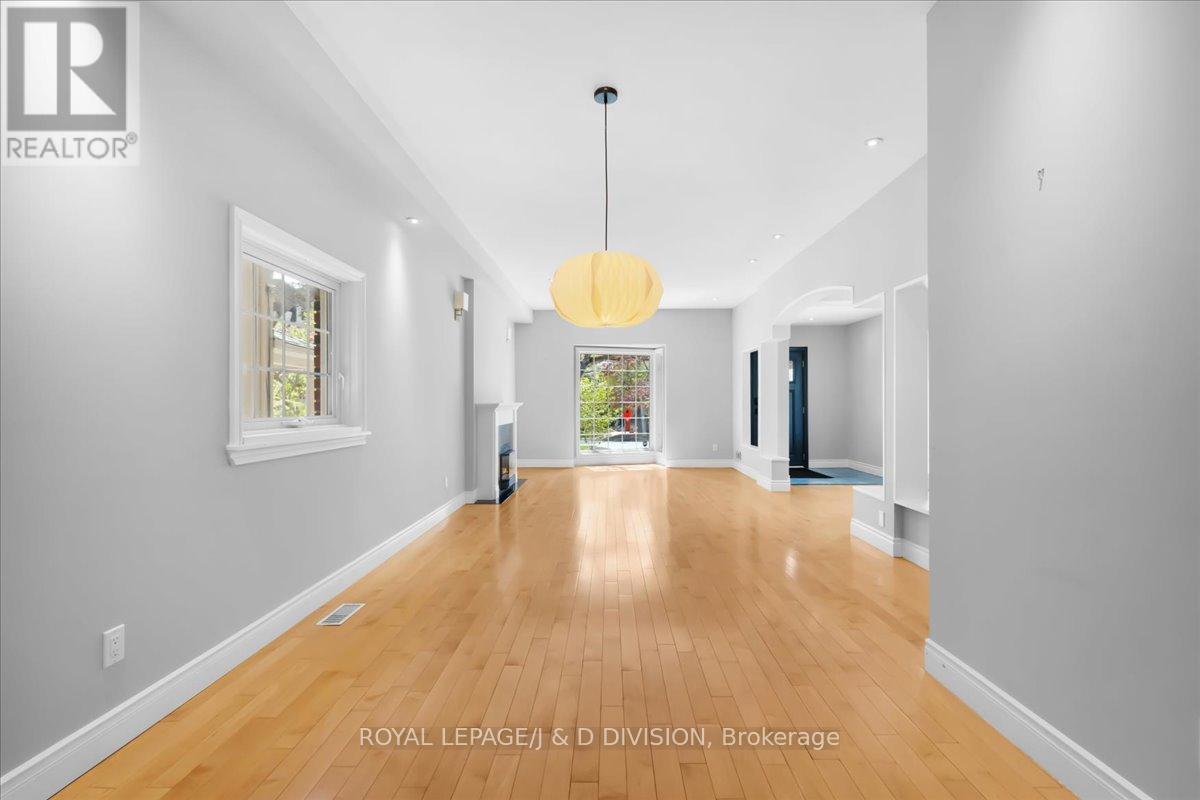 73 Astley Avenue, Toronto, Ontario  M4W 3B5 - Photo 5 - C13214876