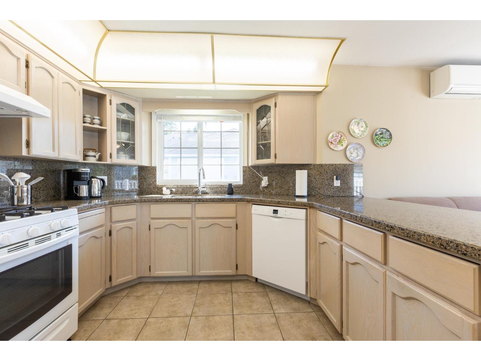 101 1450 Mccallum Road, Abbotsford, British Columbia  V2S 8A5 - Photo 8 - R3129379
