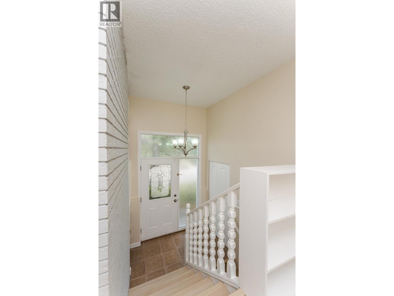 4143 22nd Avenue, Prince George, British Columbia  V2N 3N3 - Photo 2 - R3129581