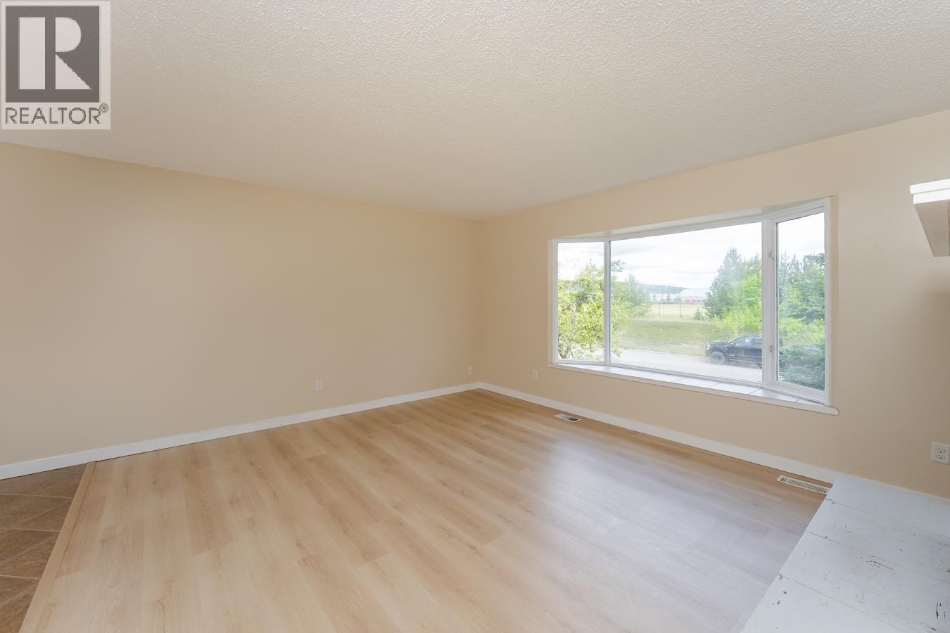 4143 22nd Avenue, Prince George, British Columbia  V2N 3N3 - Photo 3 - R3129581