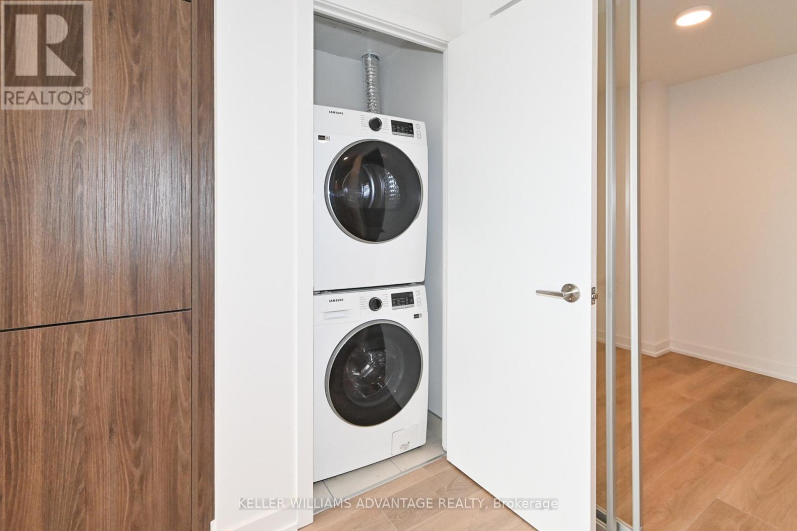520 - 150 Logan Avenue, Toronto, Ontario  M4M 1C5 - Photo 9 - E13214562